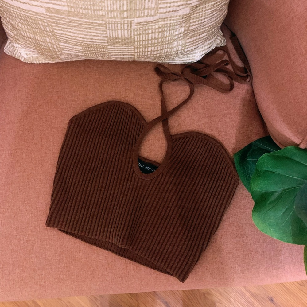 Ribbed halter top! NWOT - Picture 1 of 3